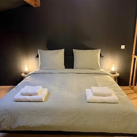 Industrial-design Loft - King-size Bed
